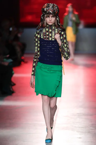 Look 23